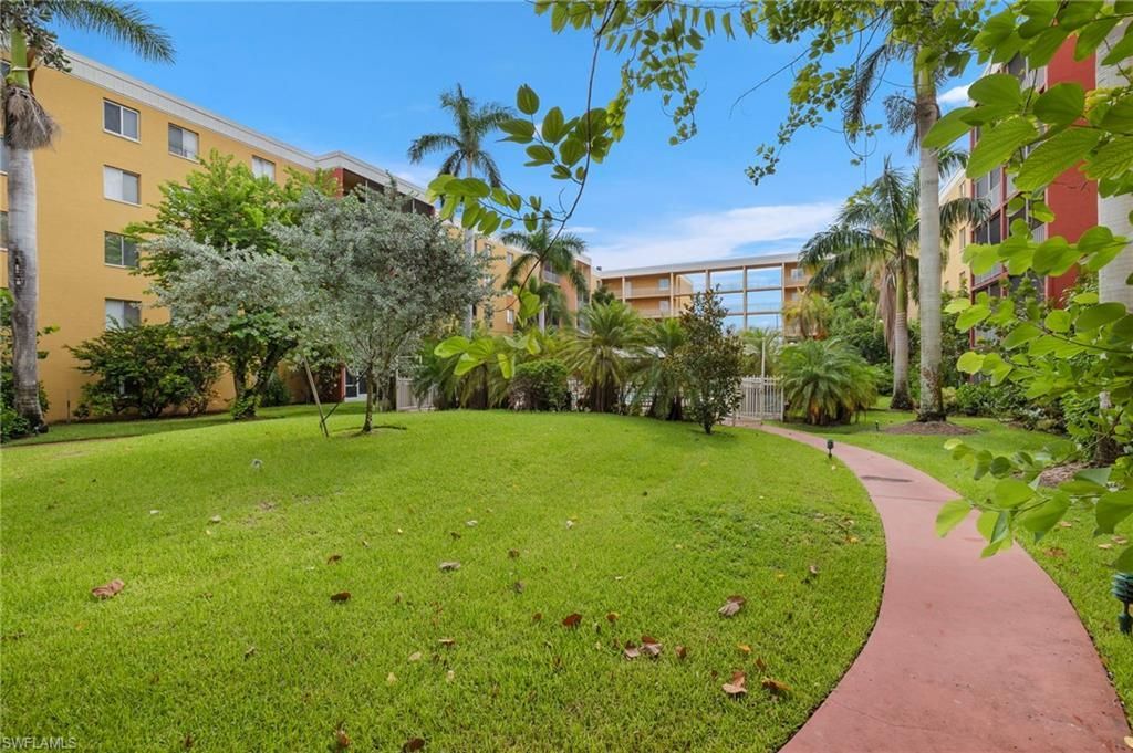 2366 E Mall Dr , Unit 213, Fort Myers, FL 33901 Photo