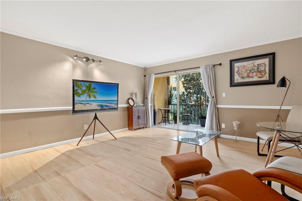 2366 E Mall Dr , Unit 213, Fort Myers, FL 33901 Photo