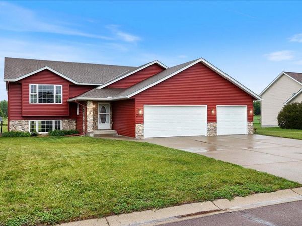 2100 Blake Avenue, Lester Prairie, MN 55354