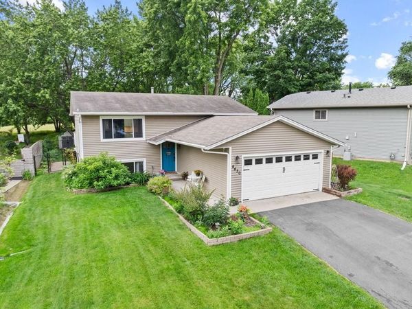 8430 Hiawatha Avenue, Eden Prairie, MN 55347