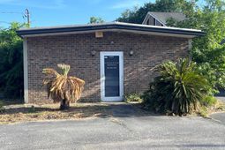 1415 Remount Road  photo 4