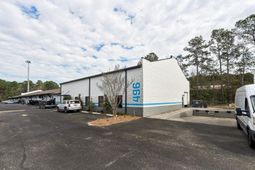 496 La Mesa Road photo 4