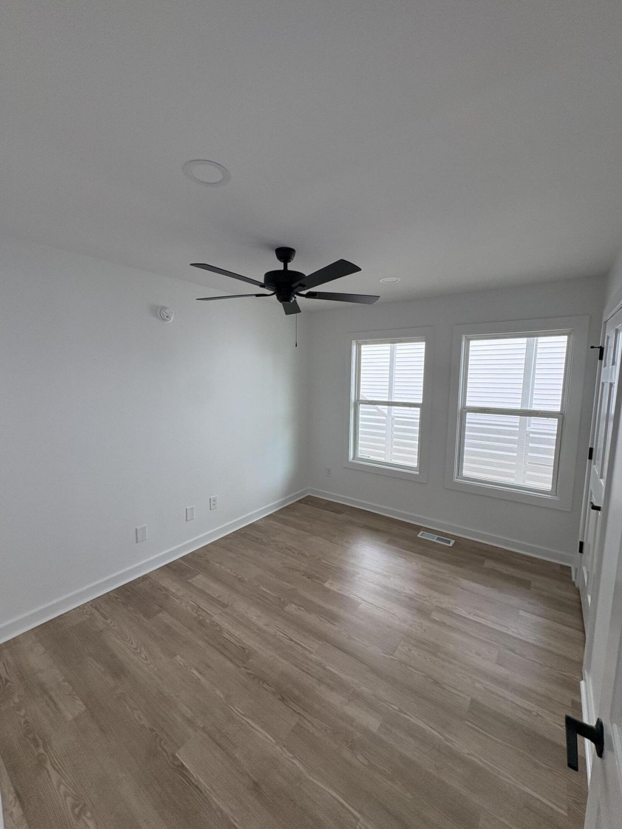 140 Williman  Photo 11