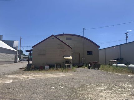 212-216 Main Street, Chester, CA 00000 Photo