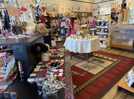 216 Main Street, Chester, CA 00000 Photo