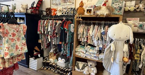 216 Main Street, Chester, CA 00000 Photo