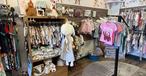 216 Main Street, Chester, CA 00000 Photo