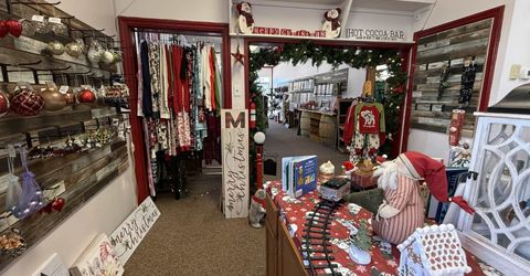 216 Main Street, Chester, CA 00000 Photo