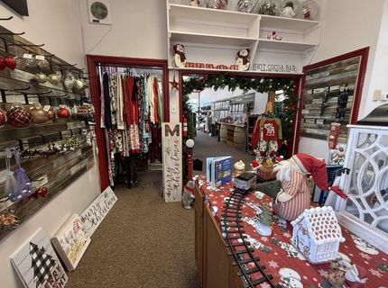 216 Main Street, Chester, CA 00000 Photo