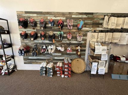 216 Main Street, Chester, CA 00000 Photo