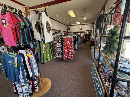 216 Main Street, Chester, CA 00000 Photo