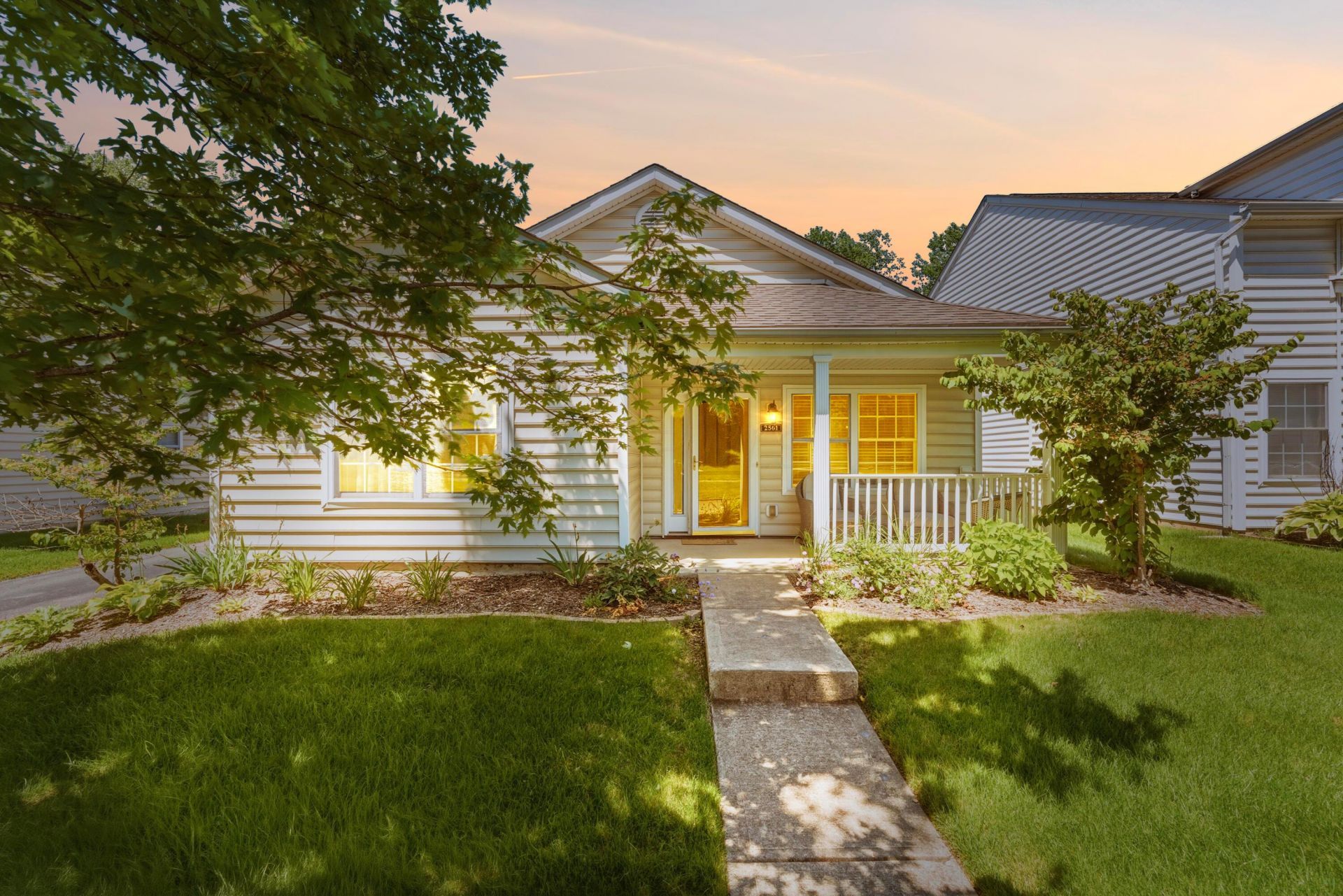2561 Ashley Meadow Drive, Columbus, OH 43219 Main Photo