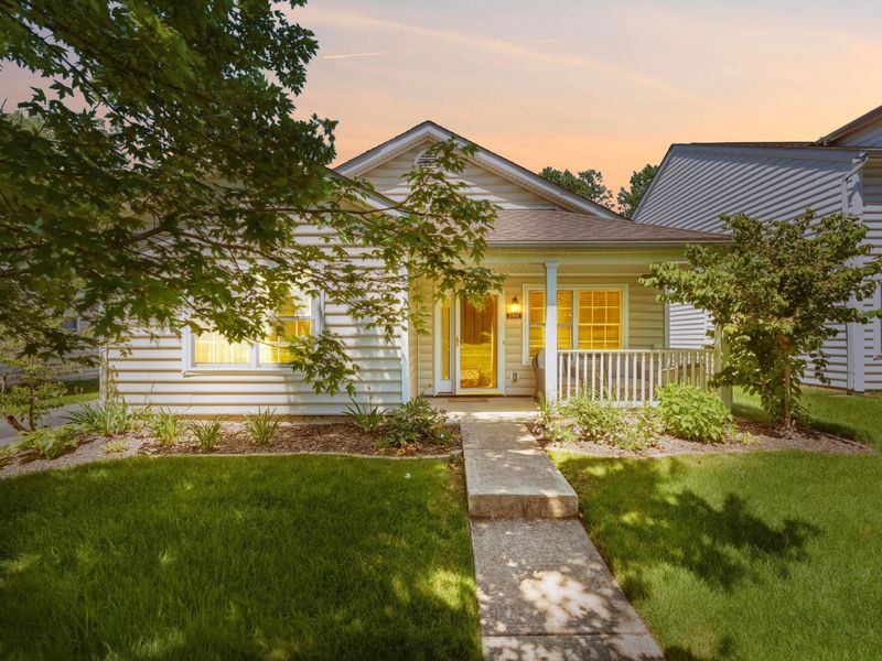 2561 Ashley Meadow Drive, Columbus, OH 43219 Photo 1