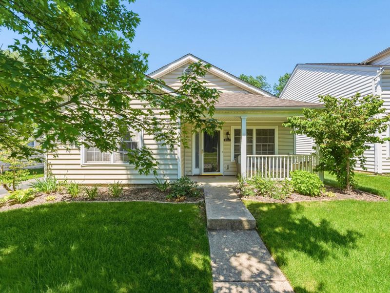 2561 Ashley Meadow Drive, Columbus, OH 43219 Photo 2