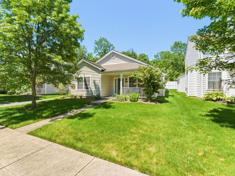 2561 Ashley Meadow Drive, Columbus, OH 43219 Photo 4