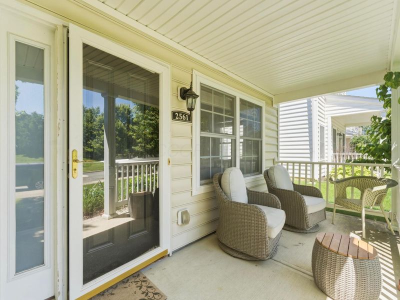 2561 Ashley Meadow Drive, Columbus, OH 43219 Photo 5