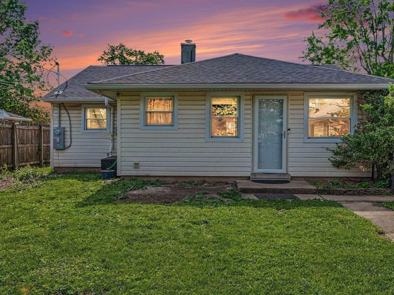 3744 Luxair Drive , Hilliard, OH 43026 Photo 3