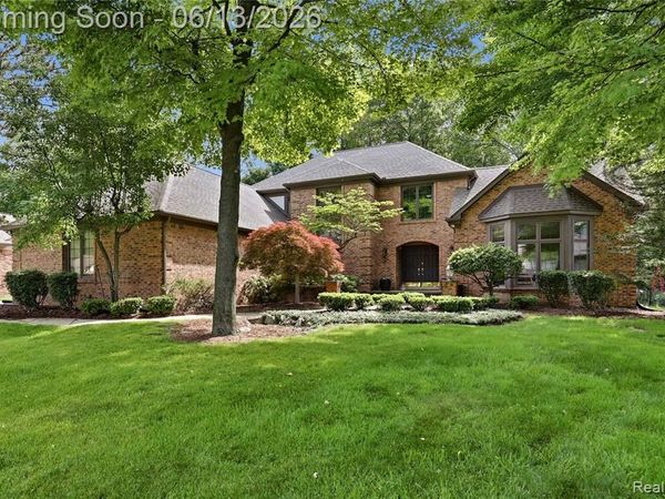 55380 Theo Drive, Shelby Twp, MI 48315