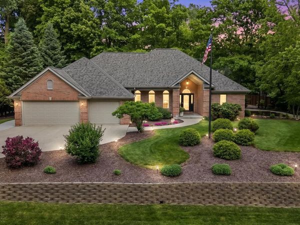 5001 Hunt Club ROAD, Wind Point, WI 53402