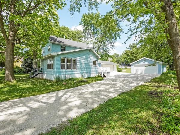 224 Plank ROAD, Mukwonago, WI 53149