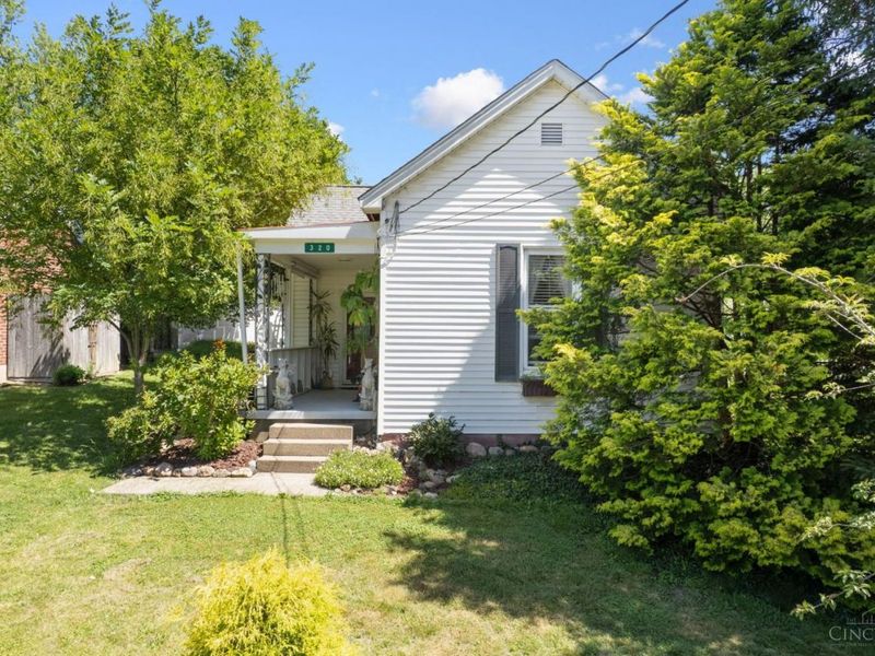 320 E Plane Street, Bethel, OH 45106 Photo 2