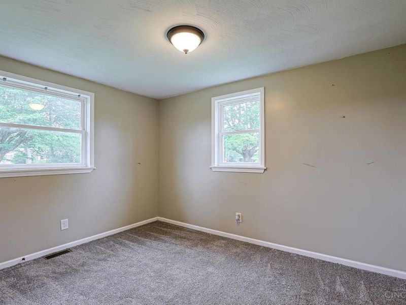 7419 Willow Drive, Blanchester, OH 45107 Photo 12