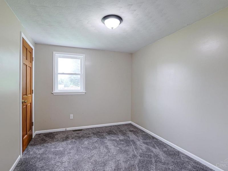 7419 Willow Drive, Blanchester, OH 45107 Photo 14