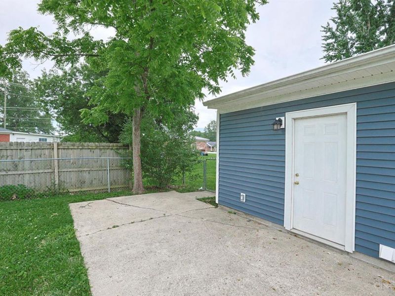 7419 Willow Drive, Blanchester, OH 45107 Photo 21
