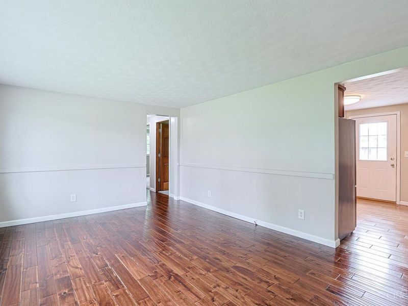 7419 Willow Drive, Blanchester, OH 45107 Photo 3