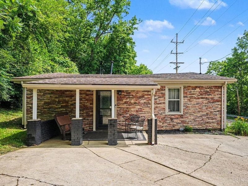 1479 N B Street, Hamilton, OH 45013 Photo 2