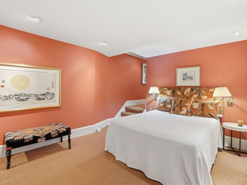 548 Liberty Hill, Cincinnati, OH 45202 Photo 72