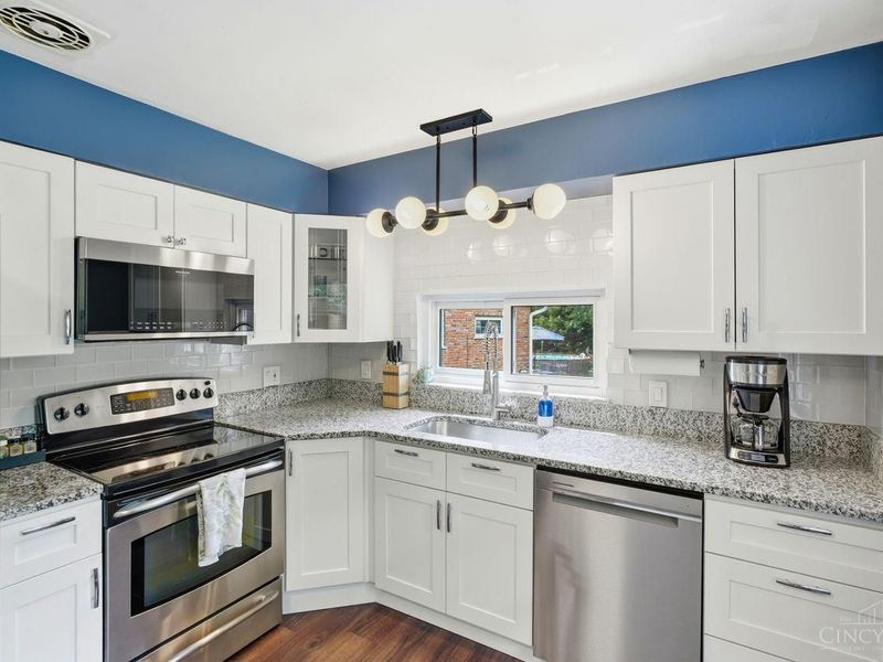 1302 Moonkist Court, Cincinnati, OH 45230 Photo 8