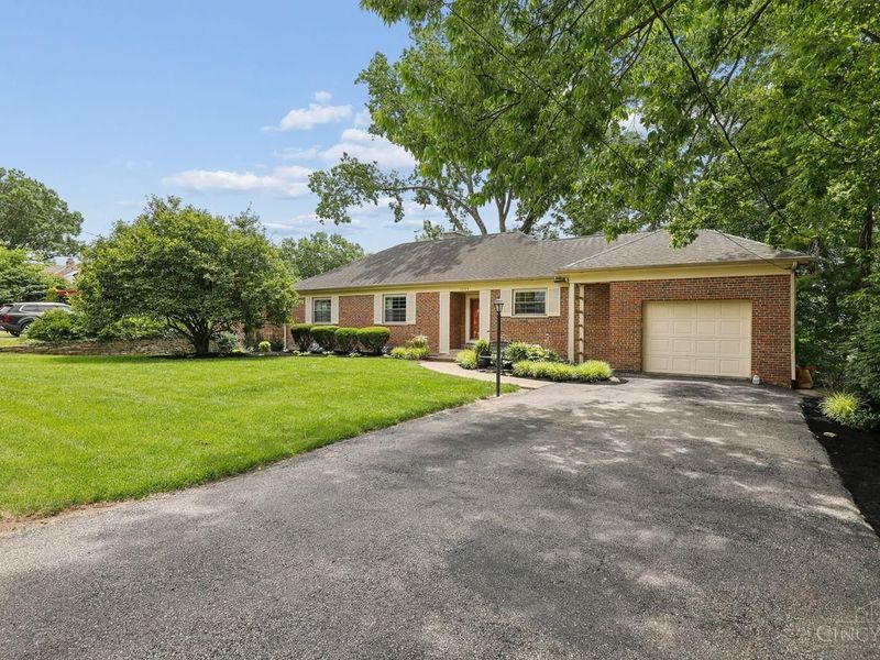 3685 Davenant Avenue, Cincinnati, OH 45213 Photo 2