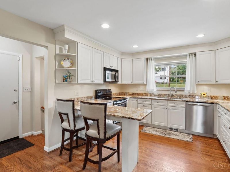 3685 Davenant Avenue, Cincinnati, OH 45213 Photo 8