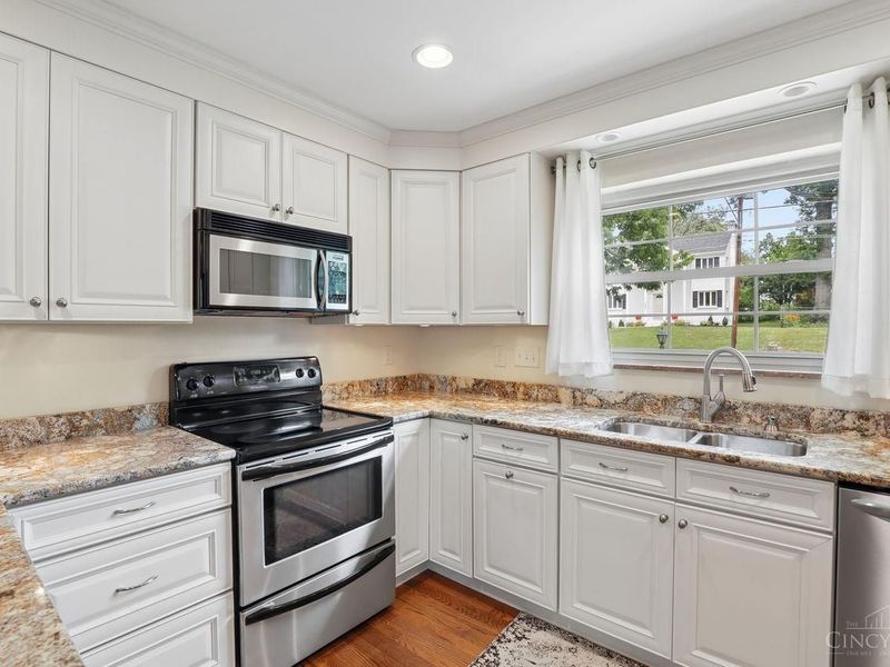 3685 Davenant Avenue, Cincinnati, OH 45213 Photo 9