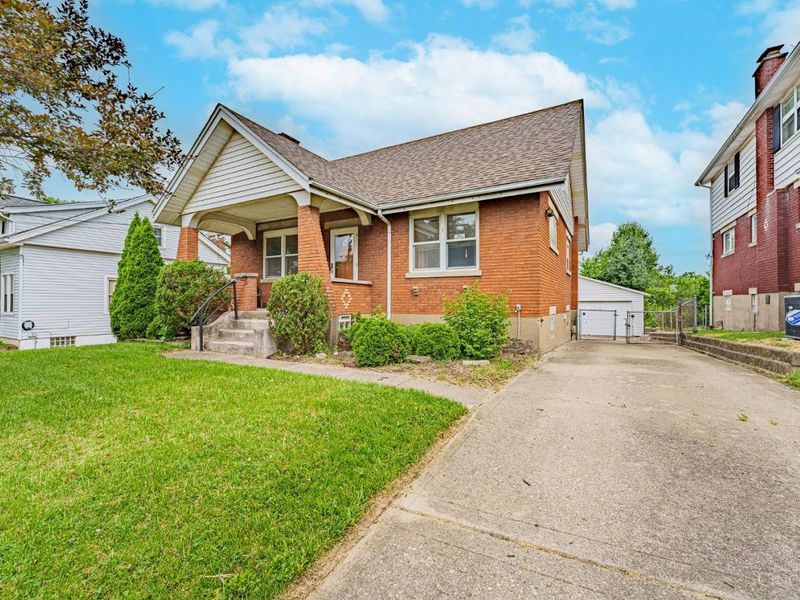 4430 Grove Avenue, Cincinnati, OH 45211 Photo 1