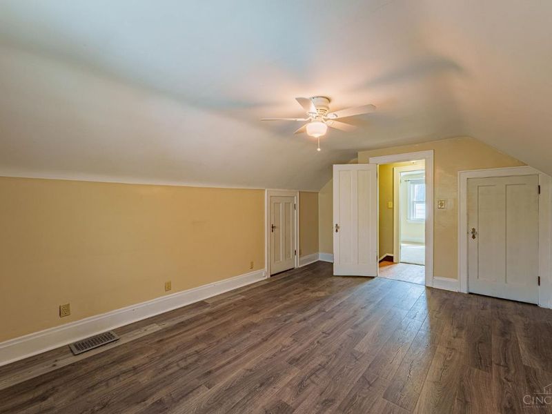 4430 Grove Avenue, Cincinnati, OH 45211 Photo 27