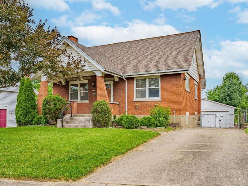 4430 Grove Avenue, Cincinnati, OH 45211 Photo 3