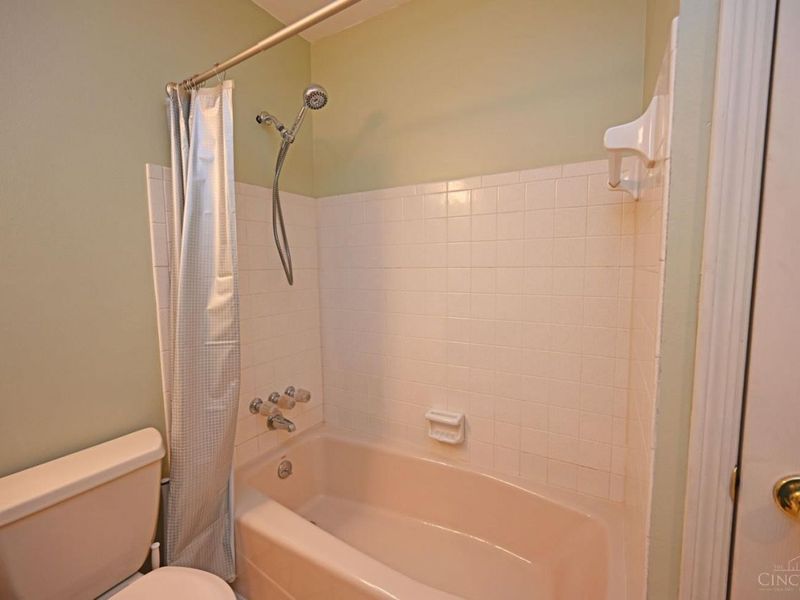 1676 Fellsmere Lane, Springfield Twp., OH 45240 Photo 27