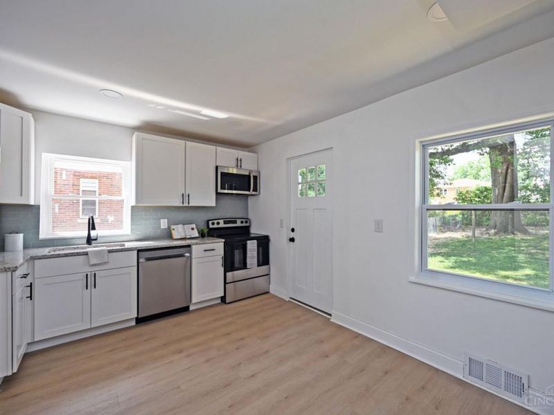 4418 Harrison Avenue, Green Township, OH 45211 Photo 18