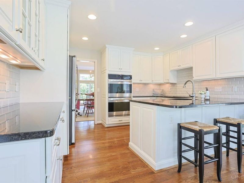 9832 Village View Court, Blue Ash, OH 45241 Photo 15