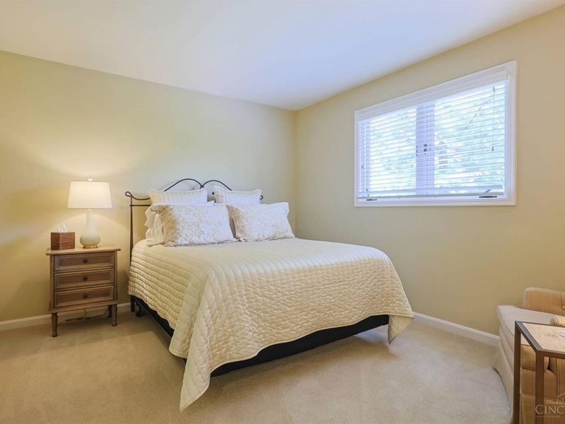 9832 Village View Court, Blue Ash, OH 45241 Photo 26