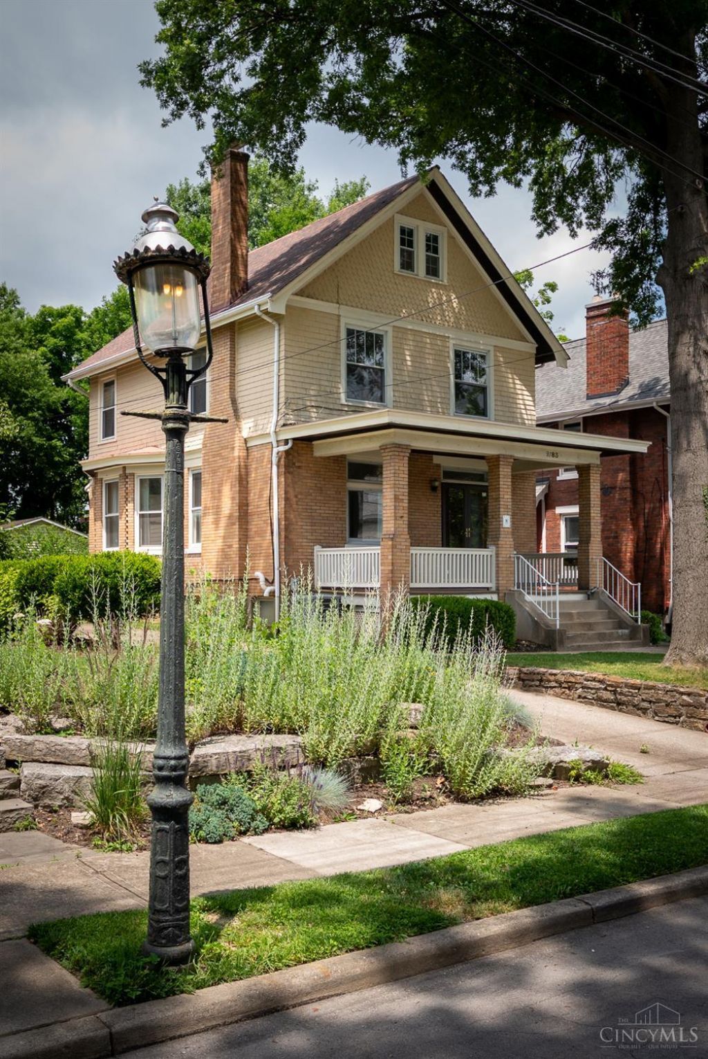 3783 Hyde Park Avenue, Cincinnati, OH 45209 Main Photo