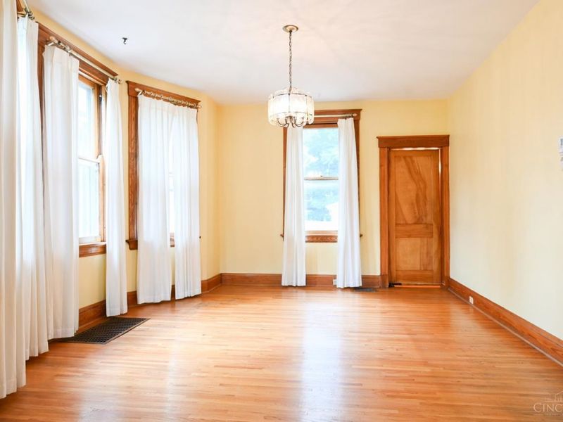 3783 Hyde Park Avenue, Cincinnati, OH 45209 Photo 22