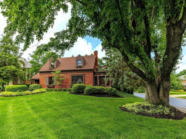 9844 Zig Zag Road, Montgomery, OH 45242