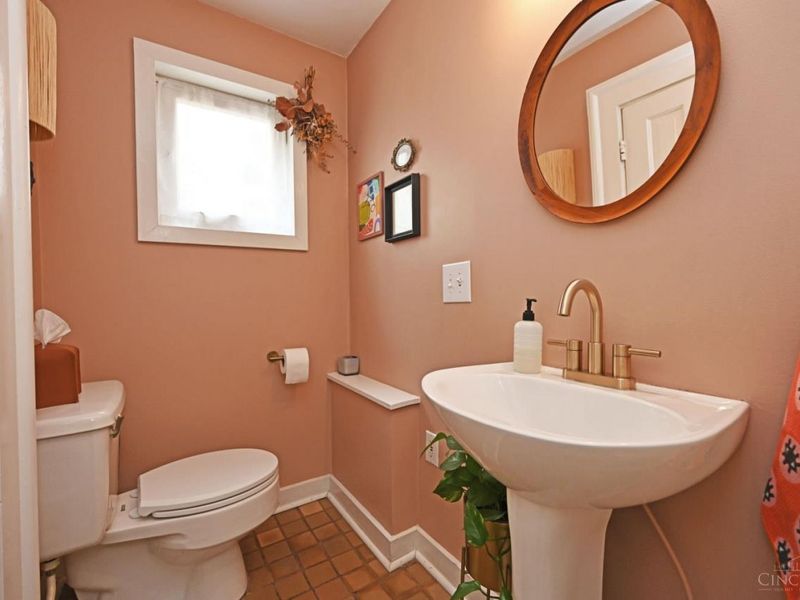 322 E 14th Street, Cincinnati, OH 45202 Photo 33
