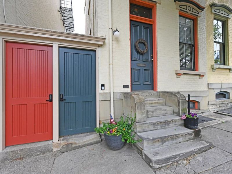 322 E 14th Street, Cincinnati, OH 45202 Photo 6