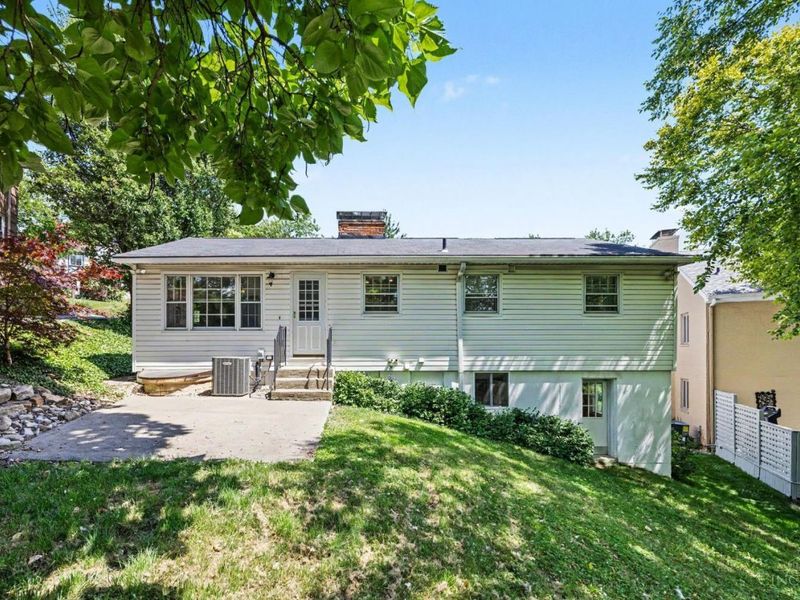 1034 Clifton Hills Avenue, Cincinnati, OH 45220 Photo 26