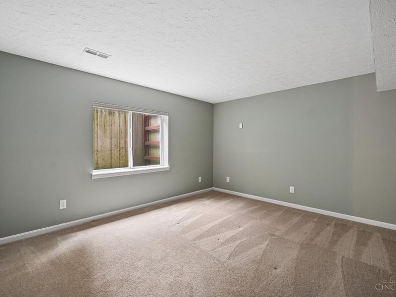 5252 Venetian, Hamilton Twp, OH 45152 Photo 18