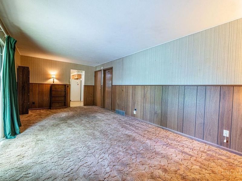 2559 Fulbourne Drive, Mount Healthy, OH 45231 Photo 12
